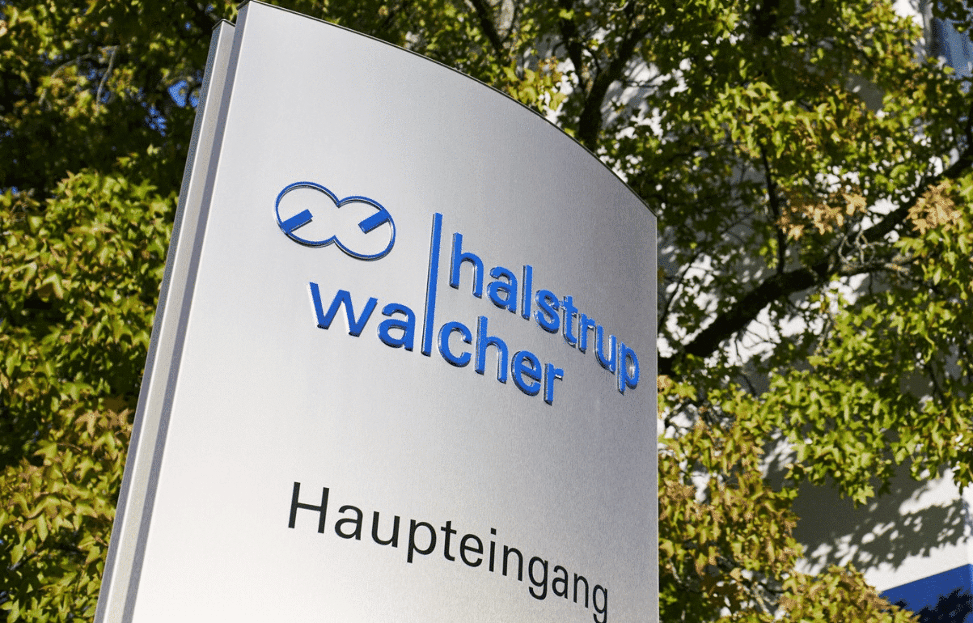 Halstrup Welcher -logokylt